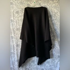 DESIGN HOUSE STOCKHOLM Abelsson Pleece Poncho Blanket Scarf Wrap black